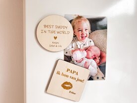 Gegraveerde houten magneet 