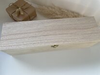 Gegraveerde houten wijnkist