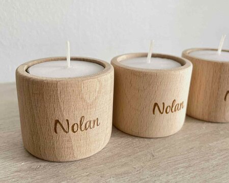 Gegraveerde houten theelichthouder rond