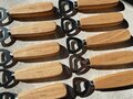 Houten flesopener gegraveerd (vanaf 10 stuks)